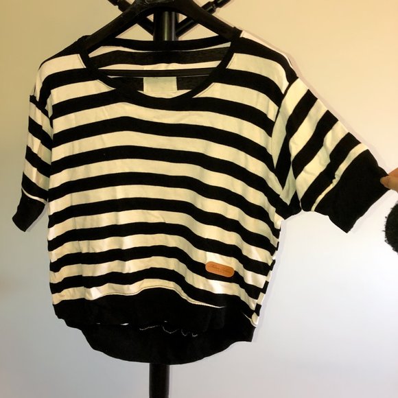{3/$20} Black White Striped Crop Sweatshirt - Picture 1 of 4